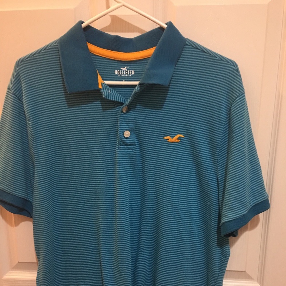 Hollister Men’s polo XL